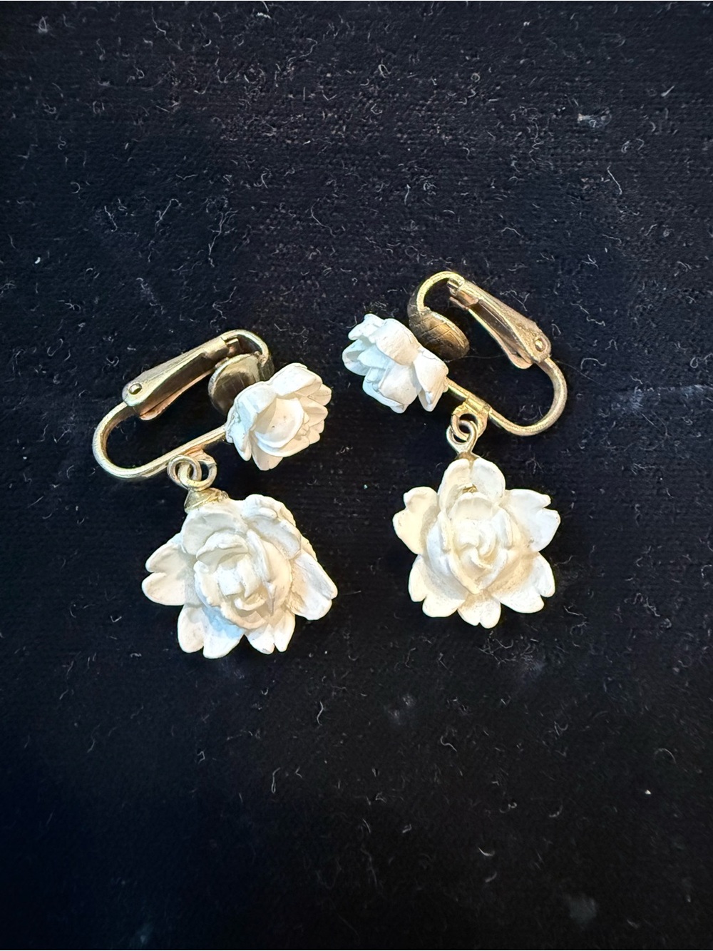 White Floral Drop Clip-On Earrings - Elegant Women Jewelry